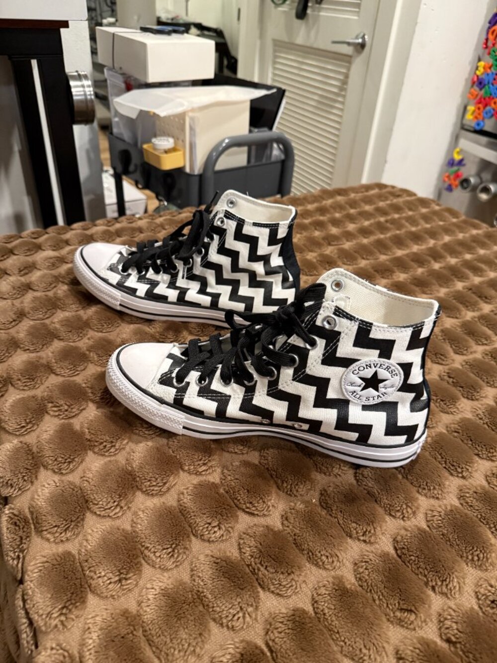 Converse brand Allstar "zig zag" design sneakers Size (11.5-12)